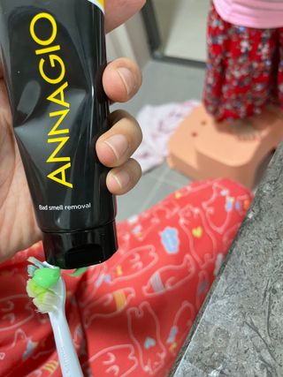[지오클린] 안나지오 구취케어  기능성 치약 칫솔 세트 (칫솔 5 개+치약 100g 1 개 ) — 5점을 준 리뷰어가 2022년 7월 올린 사용 사진