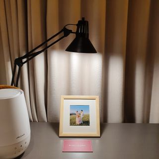 니은기억 휴대폰 속 인생샷을 담는 인생샷 액자 이태리 수입산 원목 프레임 — 5점을 준 리뷰어가 2021년 6월 올린 사용 사진