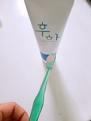 [심폐소생소] 무불소 임산부 천연 치약 — 5점을 준 리뷰어가 2021년 8월 올린 사용 사진