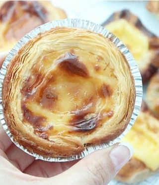디앙뜨 포르투갈 에그타르트 오리지널 맛+패션후르츠+초콜릿타르트 맛 중 택1 — 3.5점을 준 리뷰어가 2021년 8월 올린 사용 사진