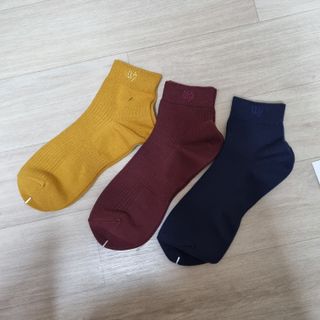 [사이즈가 있는 양말 필로이] 남/여 골지 발목 양말 4족 세트 남【S, M, L, XL】여【S, M, L】_컬러 랜덤 — 4점을 준 리뷰어가 2022년 6월 올린 사용 사진