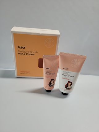 파시 FASCY 高保湿ハンドクリーム40ml+80ml セット — 5점을 준 리뷰어가 2021년 8월 올린 사용 사진