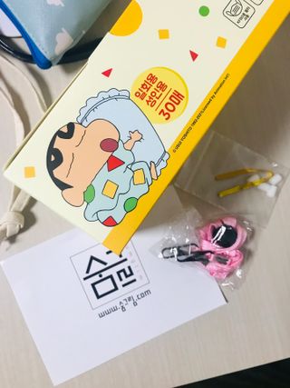 [숨그림]  덴탈마스크 짱구 우리아이 그리고 내가 쓰는 믿을수있는 케릭터 마스크  16종 — 4.5점을 준 리뷰어가 2021년 10월 올린 사용 사진