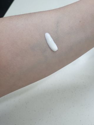 스킨큐어 산다화 유기농 레몬썬크림 — 5점을 준 리뷰어가 2022년 4월 올린 사용 사진