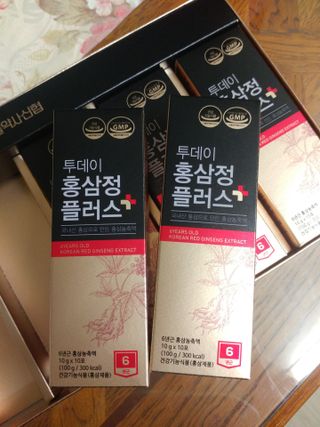 서울약사신협_투데이홍삼정플러스스틱_10g x 60포 — 5점을 준 리뷰어가 2021년 7월 올린 사용 사진