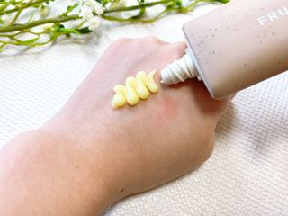 [후르디아] 끈적임 없는 착한성분 비건  핸드크림 3종 — 5점을 준 리뷰어가 2022년 9월 올린 사용 사진