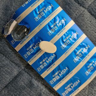 [경남제약헬스케어]케어플러스 관절엔 MSM 1000mg 60정/1개월분/관절/뼈/연골 영양/비타민D+아연/1일2정 — 5점을 준 리뷰어가 2024년 1월 올린 사용 사진