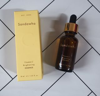 스킨큐어 산다화 비타민c 화이트닝 에센스 30ml — 5점을 준 리뷰어가 2022년 3월 올린 사용 사진