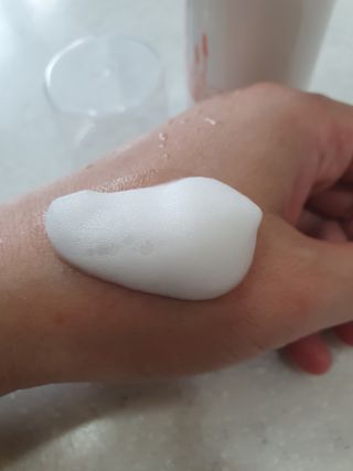 MF프리 [닥터문] 유산균 락토케어 질경초 여성청결제 200ml (폼타입) — 5점을 준 리뷰어가 2022년 7월 올린 사용 사진
