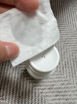 whol 키토클린 200ml - 항균항바이러스 강아지 눈 코 입 귀 세정탈취 고양이 턱드름제거 무향 워터리스 대용량 — 5점을 준 리뷰어가 2022년 10월 올린 사용 사진