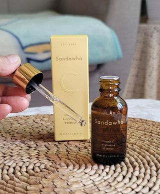 스킨큐어 산다화 비타민c 화이트닝 에센스 30ml — 5점을 준 리뷰어가 2023년 10월 올린 사용 사진
