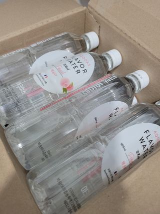 아쿠아스 플레이버워터 ★[아쿠아스] 제로칼로리 플레이버워터 복숭아/청포도 1BOX 20개입 — 5점을 준 리뷰어가 2021년 4월 올린 사용 사진