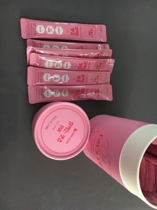 페페로니 잘 먹는 캣츄 - 알래스카 연어 24개입 — 5점을 준 리뷰어가 2021년 7월 올린 사용 사진