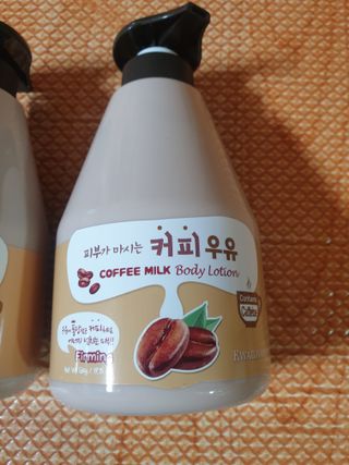 [과일나라] 피부가 마시는 커피우유 바디클렌저&바디로션 — 4점을 준 리뷰어가 2022년 3월 올린 사용 사진