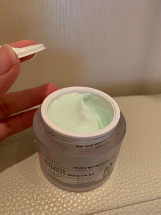 엔디어고 햄프에너지 베리어 크림 50ml — 4점을 준 리뷰어가 2022년 11월 올린 사용 사진