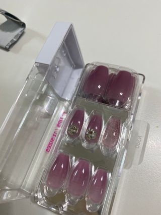 데싱디바 매직프레스 가을매니 코핀 5종 중 택1 — 3.5점을 준 리뷰어가 2021년 10월 올린 사용 사진