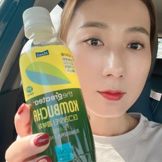 더그레잇티 콤부차 [매일유업] 더그레잇티 44kcal 콤부차 300ml *12개입 (오리지널 6개+베리리치 6개) — 4.5점을 준 리뷰어가 2023년 7월 올린 사용 사진
