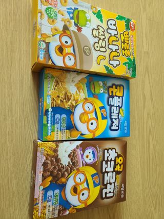 씨알푸드 뽀로로 시리얼 3종 — 5점을 준 리뷰어가 2022년 2월 올린 사용 사진