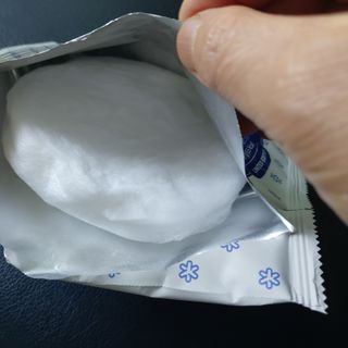 딜라이트 프로젝트  달콤한 눈꽃 간식세트( 눈꽃 솜사탕 / 레몬라임 솜사탕 / 달고나 총 7EA+스마트톡 증정) — 4점을 준 리뷰어가 2022년 5월 올린 사용 사진