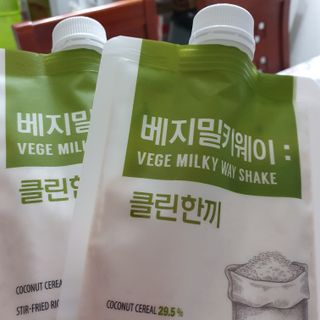 클린24시간  클린한끼 쉐이크 1세트 (5개) — 5점을 준 리뷰어가 2022년 9월 올린 사용 사진