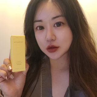 스킨큐어 산다화 비타민c 화이트닝 에센스 30ml — 5점을 준 리뷰어가 2021년 8월 올린 사용 사진