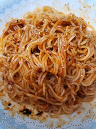 [한면원] 비빔국수 2인분 — 5점을 준 리뷰어가 2022년 7월 올린 사용 사진