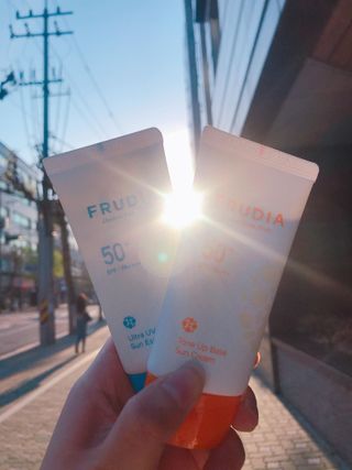 [후르디아] 혼합자차 선 에센스+톤업 선크림 2종 — 5점을 준 리뷰어가 2021년 5월 올린 사용 사진
