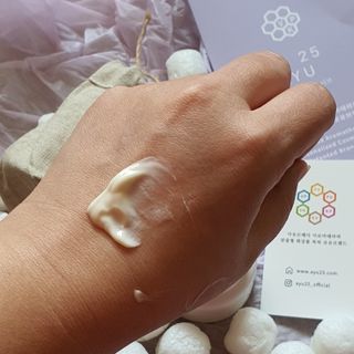 AYU25[아유트웬티파이브]다마스크로즈워터 베이스 천연 수분 촉촉 크림 — 3점을 준 리뷰어가 2021년 3월 올린 사용 사진