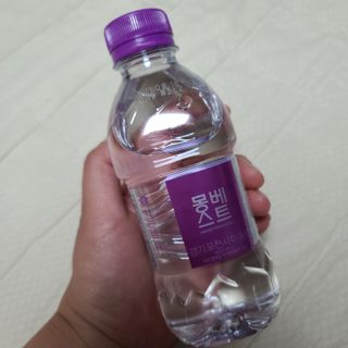 몽베스트 [MONTBEST] 330mL 20병 — 5점을 준 리뷰어가 2021년 10월 올린 사용 사진