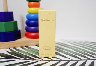 스킨큐어 산다화 비타민c 화이트닝 에센스 30ml — 4.5점을 준 리뷰어가 2022년 1월 올린 사용 사진