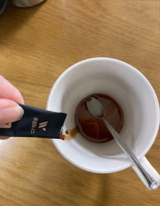 [푸름웰니스] 프리미엄 6년근 홍삼스틱 3mg x 100포 — 5점을 준 리뷰어가 2022년 3월 올린 사용 사진