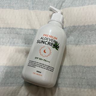 [닥터문] 프리미엄 알로에베라 선크림 500ml — 4.5점을 준 리뷰어가 2022년 6월 올린 사용 사진