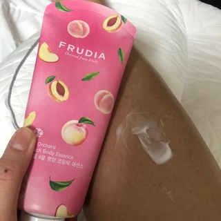 [후르디아] 복숭아 바디워시+바디에센스 세트 — 5점을 준 리뷰어가 2021년 3월 올린 사용 사진