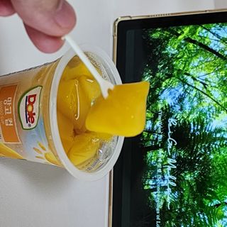 돌 MF[Dole] 파인애플컵/망고컵/복숭아컵 198g 6입X1박스 (맛 1가지 랜덤 발송) — 5점을 준 리뷰어가 2024년 5월 올린 사용 사진