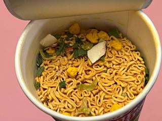 NISSIN 닛신 컵누들  4종 - 씨푸드오리지날, 씨푸드 스파이시, 씨푸드 커리, 씨푸드 XO소스 — 5점을 준 리뷰어가 2022년 11월 올린 사용 사진