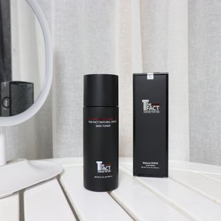 The Fact [5 IN 1] 더 팩트 내추럴 에스에프엔 에이틴 스킨토너 — 5점을 준 리뷰어가 2021년 4월 올린 사용 사진