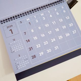 리훈 2024년 레트로 달력 벽달력 + 탁상달력 — 5점을 준 리뷰어가 2023년 9월 올린 사용 사진