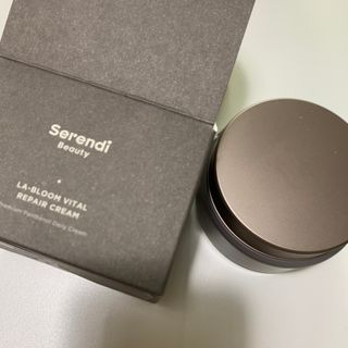 세렌디뷰티 라블룸 바이탈 리페어 크림 — 3점을 준 리뷰어가 2021년 3월 올린 사용 사진