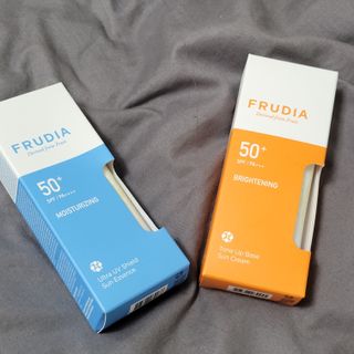 [후르디아] 혼합자차 선 에센스+톤업 선크림 2종 — 5점을 준 리뷰어가 2021년 5월 올린 사용 사진