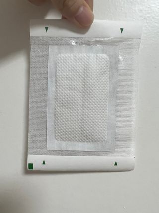 [레제르] 아로마 수액패치 발패치 30매입 -라벤더향/유칼립투스향/대나무향 — 5점을 준 리뷰어가 2022년 5월 올린 사용 사진