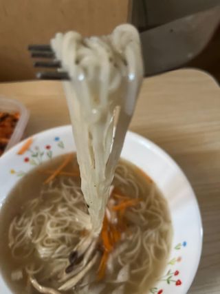 [한면원] 잔치국수 2인분 — 5점을 준 리뷰어가 2023년 4월 올린 사용 사진