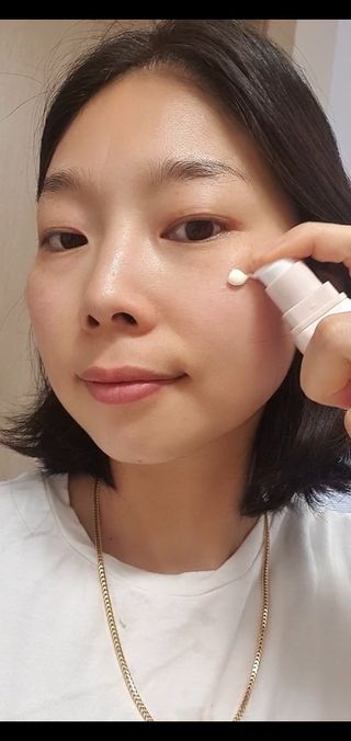 프리마인 선크림만 바꿨을 뿐인데 매일 물 2L챙겨먹고 기초케어 완벽하게 한 물빛피부 완성,셀라브UV프로텍터 — 5점을 준 리뷰어가 2023년 7월 올린 사용 사진