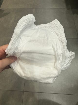 쿠잉 에어드라이  풀커버 팬티기저귀 (L/XL/XXL/XXXL) 1팩 — 4.5점을 준 리뷰어가 2022년 12월 올린 사용 사진