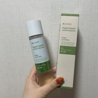 리더스코스메틱 리더스 퍼스트 샷 액티브 에센스 토닝 컨트롤 & 포어 컨트롤 — 5점을 준 리뷰어가 2021년 10월 올린 사용 사진