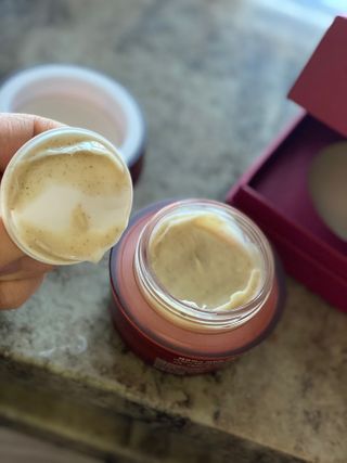 약손명가코스메틱 헤르비스 아로마 크림팩 50ml — 5점을 준 리뷰어가 2021년 2월 올린 사용 사진