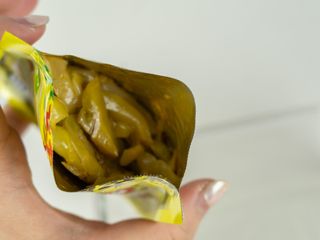 루시델리 야미하우스 홍콩 스파이시 프리미엄 짜사이 무침 500g — 5점을 준 리뷰어가 2024년 7월 올린 사용 사진