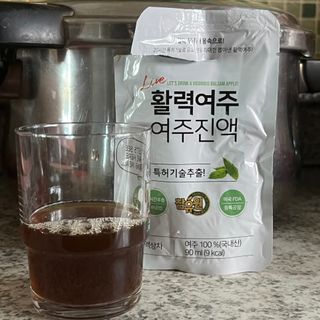 참유원 특허제조 활력 여주진액 여주즙 50포 — 5점을 준 리뷰어가 2022년 3월 올린 사용 사진