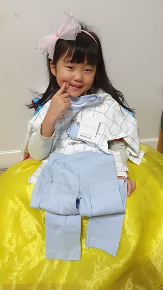유비맘 궁디팡팡 내의/내복 상하세트 — 5점을 준 리뷰어가 2021년 3월 올린 사용 사진