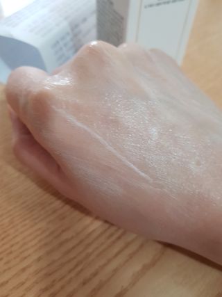 셀프 모이스처라이징 프로텍션 크림 셀프 모이스처라이징 프로텍션크림 — 5점을 준 리뷰어가 2022년 4월 올린 사용 사진