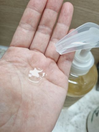빅그린 카렌듈라(지성두피용)&시카(중건성두피용)탈모샴푸500ml-택1,빅그린 프리미어바이옴탈모앰플팩 60ml — 5점을 준 리뷰어가 2022년 12월 올린 사용 사진